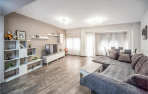 Amazing apartment in Castellón de la Plana with WiFi and 3 Bedrooms #222